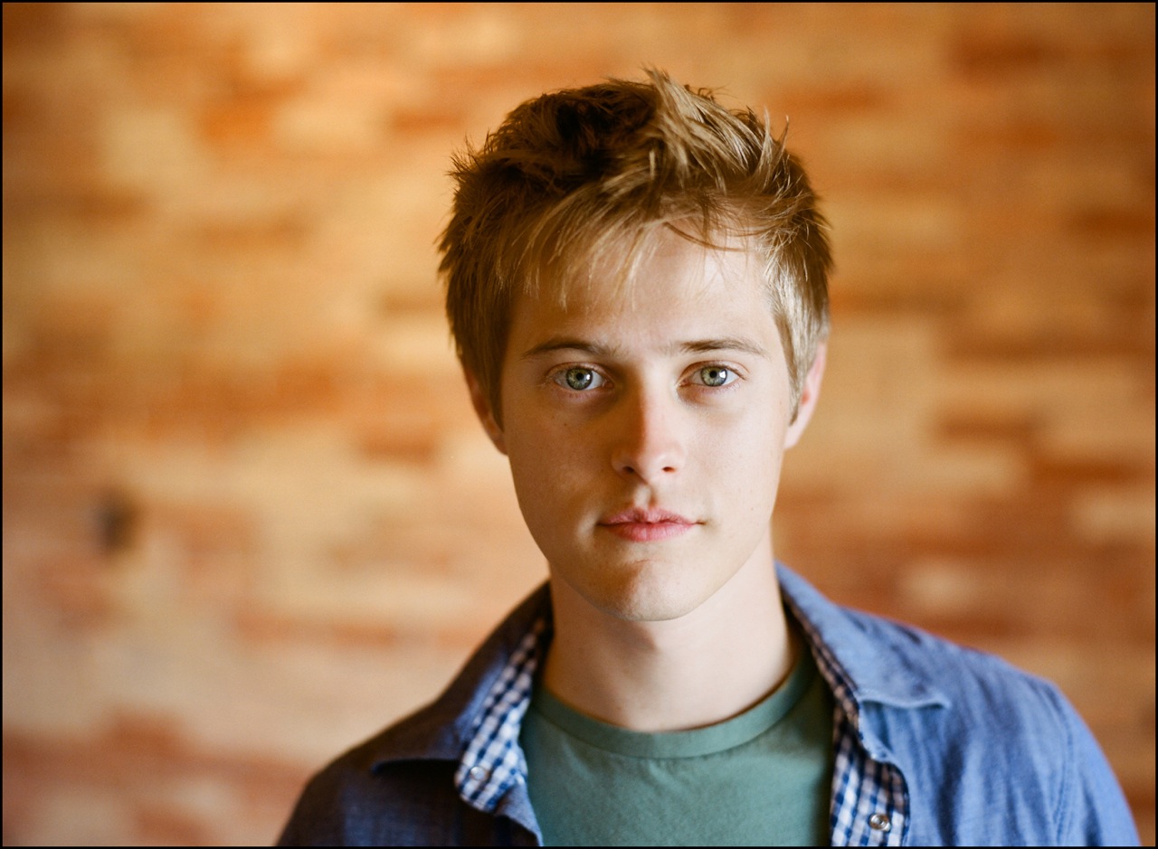Lucas Grabeel